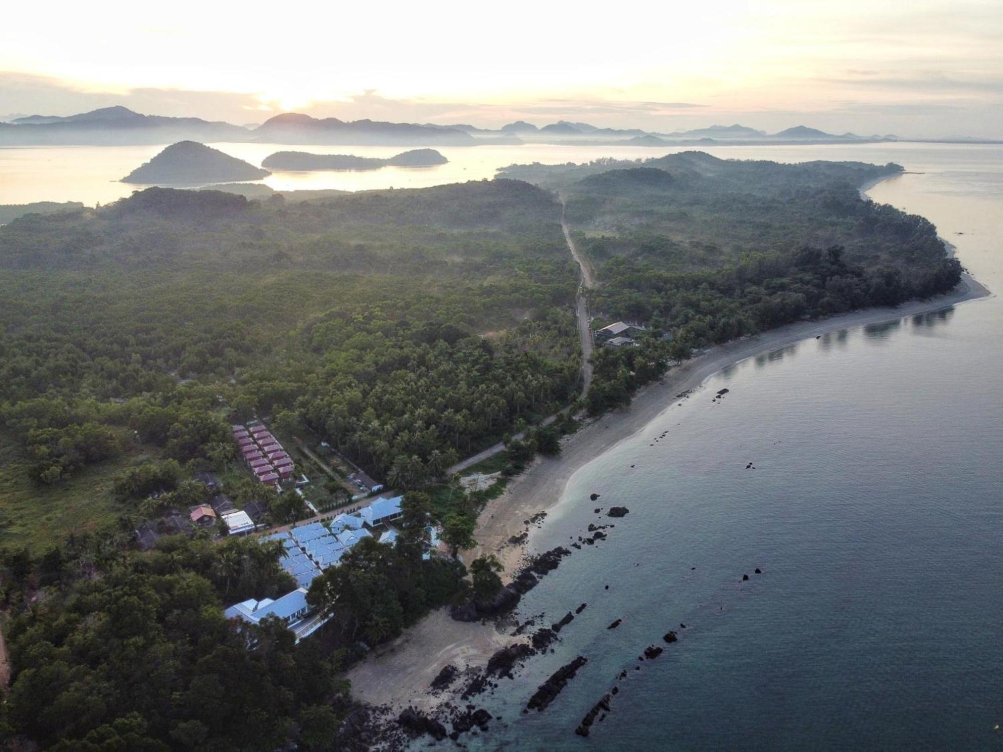 Horizon Beach Resort Koh Jum Exterior foto